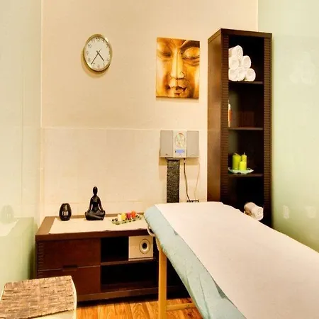 Ona Ogisaka Garden Aparthotel 3*