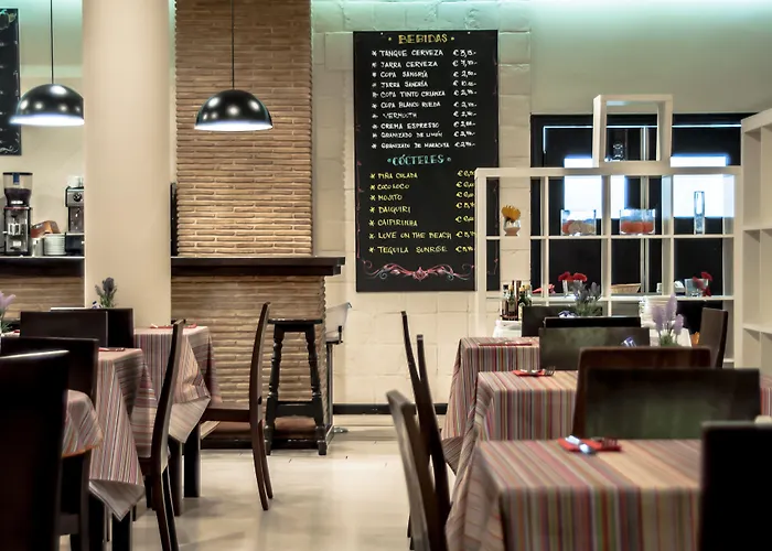 Ona Ogisaka Garden מלון דירות 3*