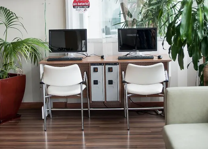 Ona Ogisaka Garden 3* דניה