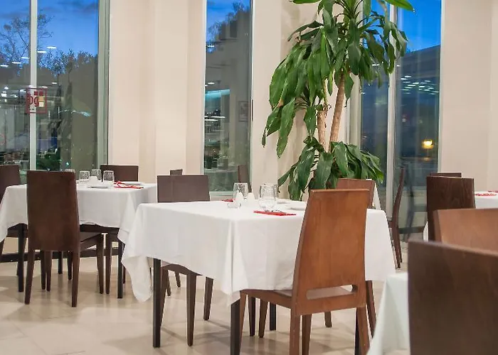 מלון דירות Ona Ogisaka Garden