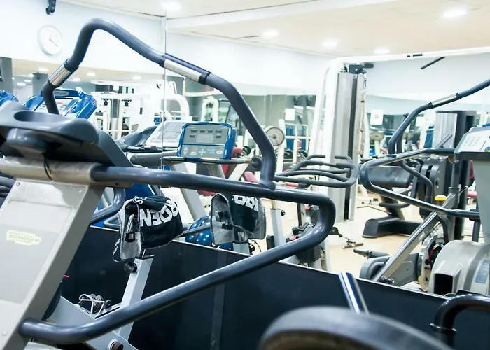 Ona Ogisaka Garden מלון דירות 3*