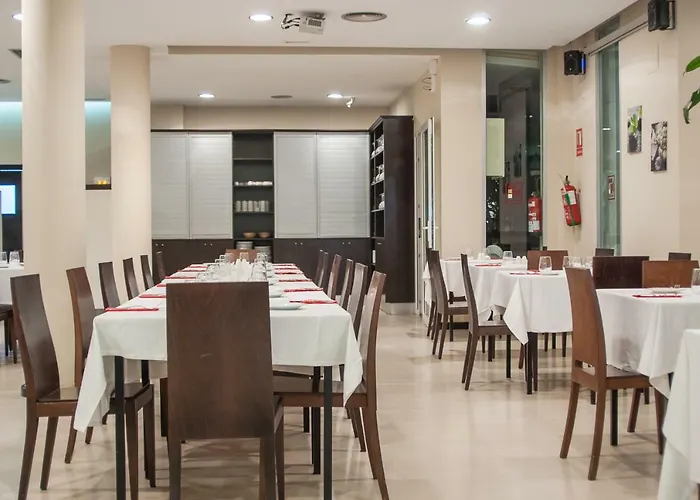 Ona Ogisaka Garden 3*