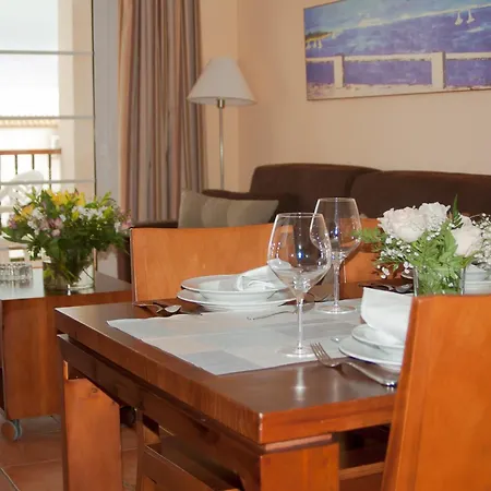 Ona Ogisaka Garden Aparthotel