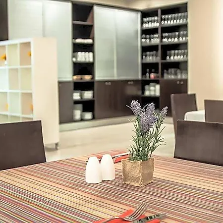 Ona Ogisaka Garden Aparthotel 3*