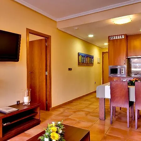 Aparthotel Ona Ogisaka Garden 3*