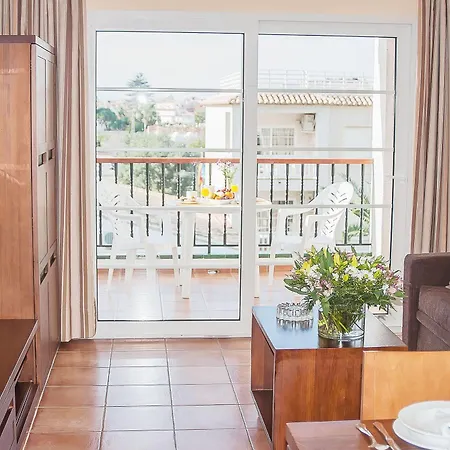 Ona Ogisaka Garden Denia