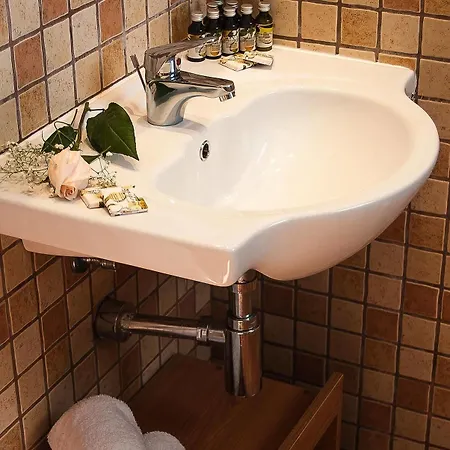 Ona Ogisaka Garden Aparthotel 3*