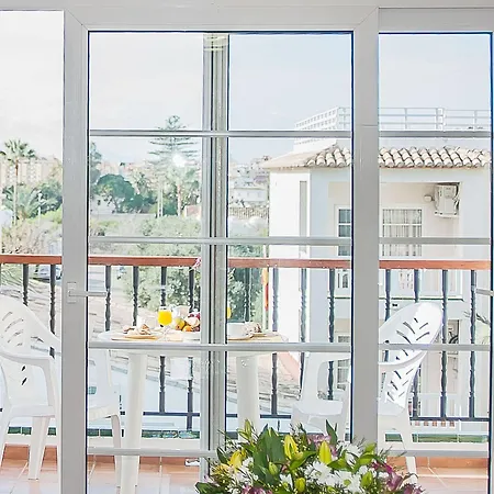 Ona Ogisaka Garden Aparthotel 3*