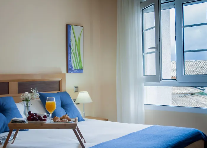 Ona Ogisaka Garden Aparthotel