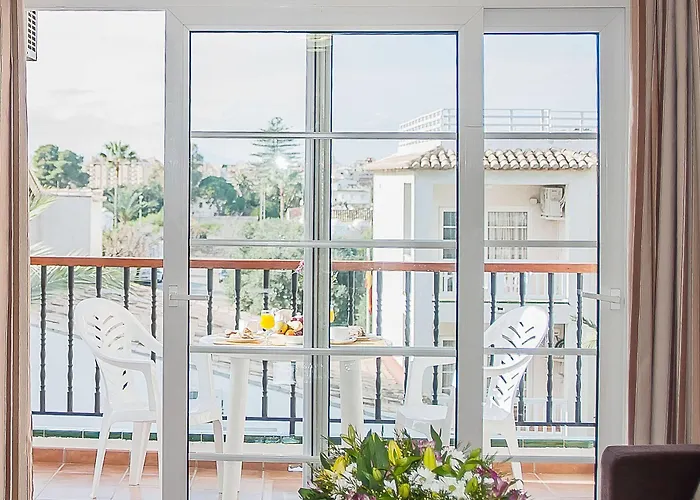 Ona Ogisaka Garden Aparthotel 3*