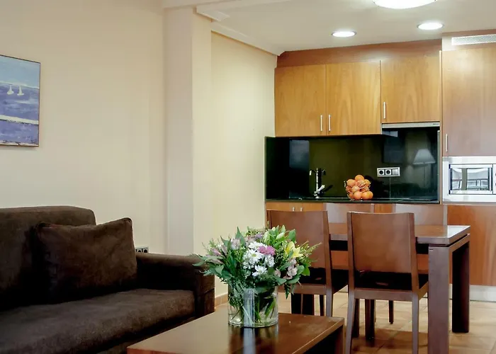 Ona Ogisaka Garden Denia