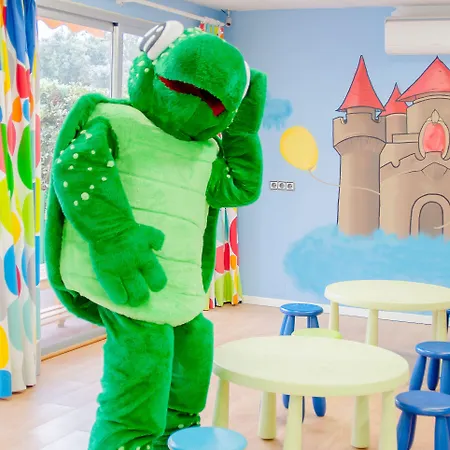 Ξενοδοχείο με διαμερίσματα Ona Ogisaka Garden 3*