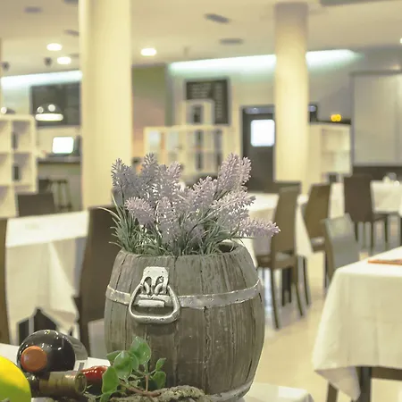 Ξενοδοχείο με διαμερίσματα Ona Ogisaka Garden Denia