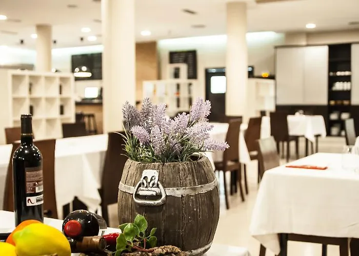 Ona Ogisaka Garden Aparthotel Denia